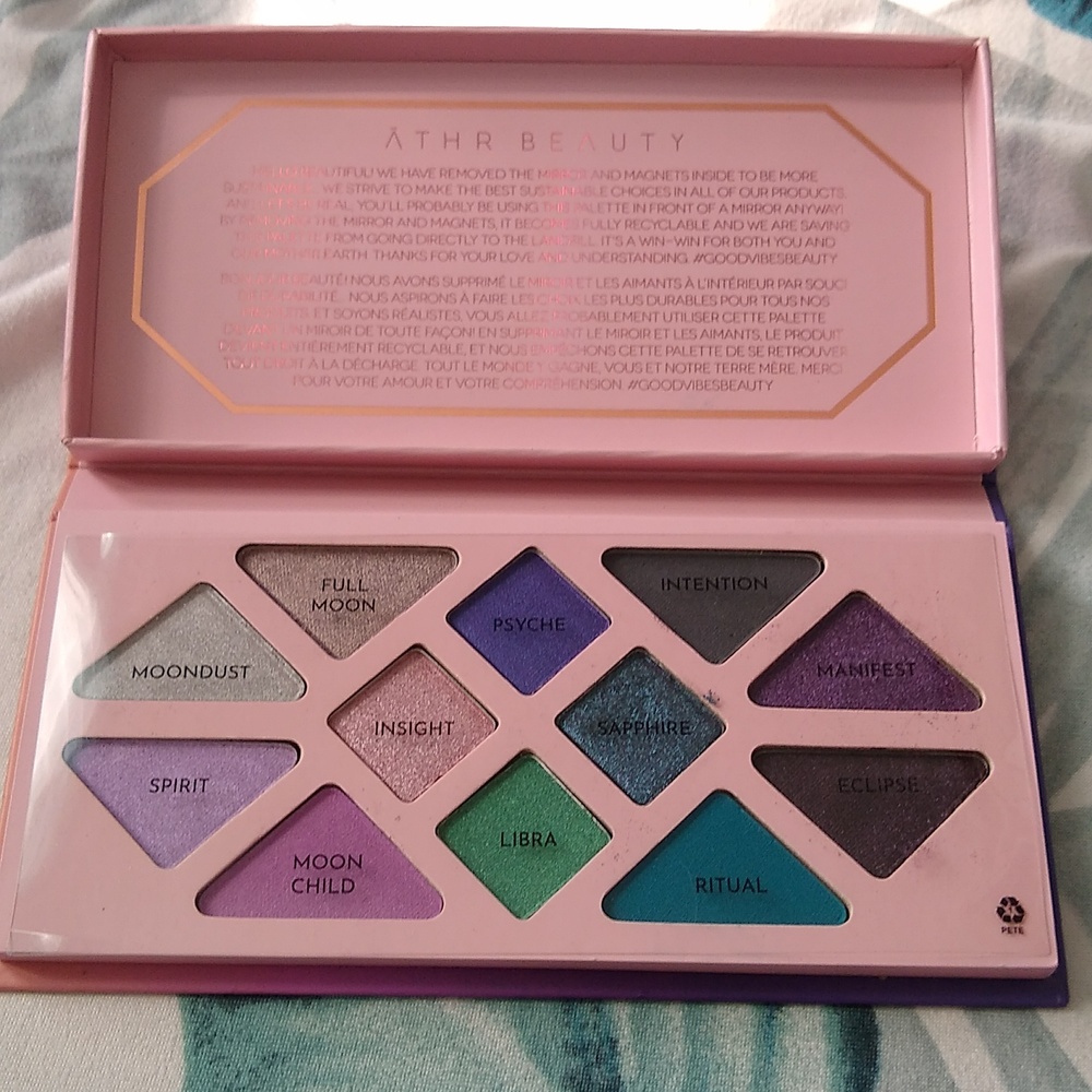 Athr beauty eye shadow palette